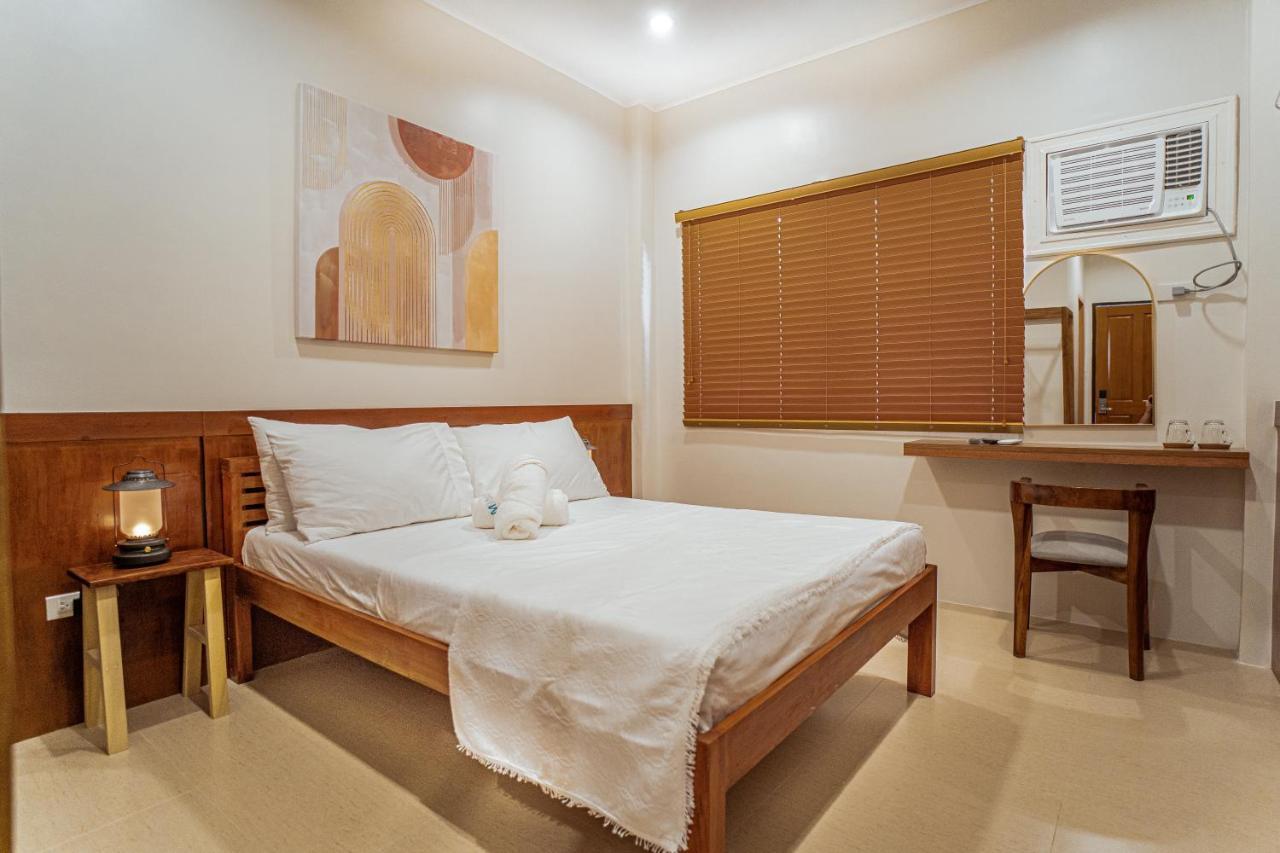Marieli Suites Near Panglao International Airport Buitenkant foto