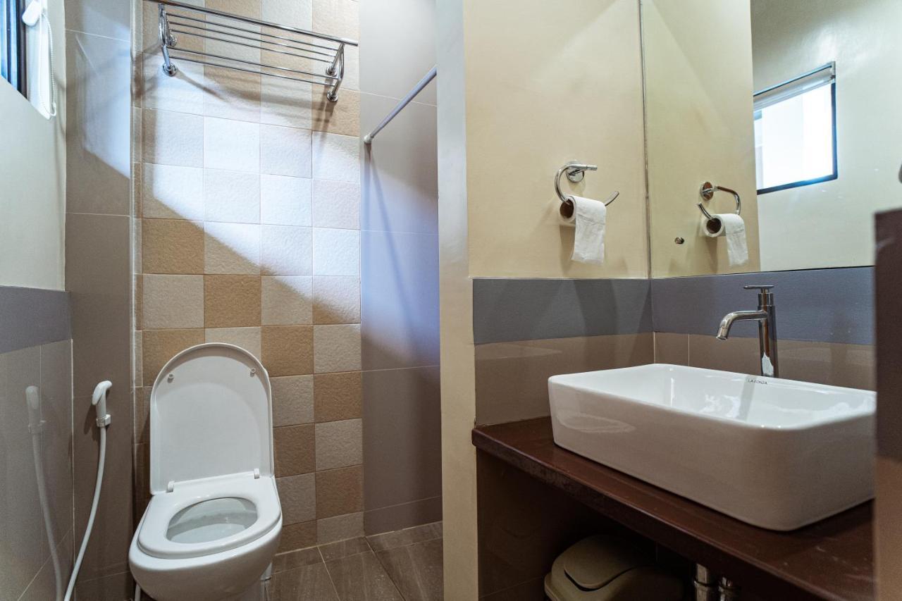 Marieli Suites Near Panglao International Airport Buitenkant foto