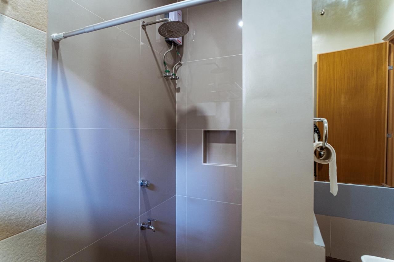 Marieli Suites Near Panglao International Airport Buitenkant foto
